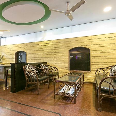 Treebo Trend New Castle Hotel Mumbai  Buitenkant foto