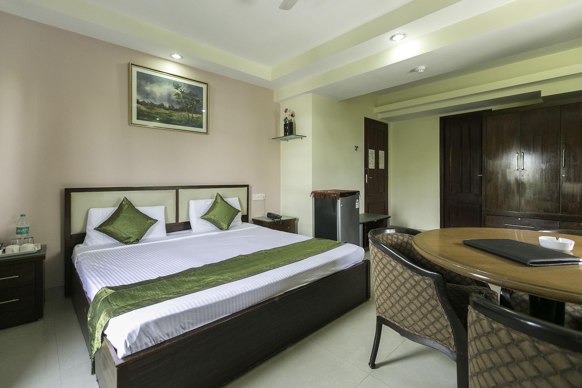 Treebo Trend New Castle Hotel Mumbai  Buitenkant foto